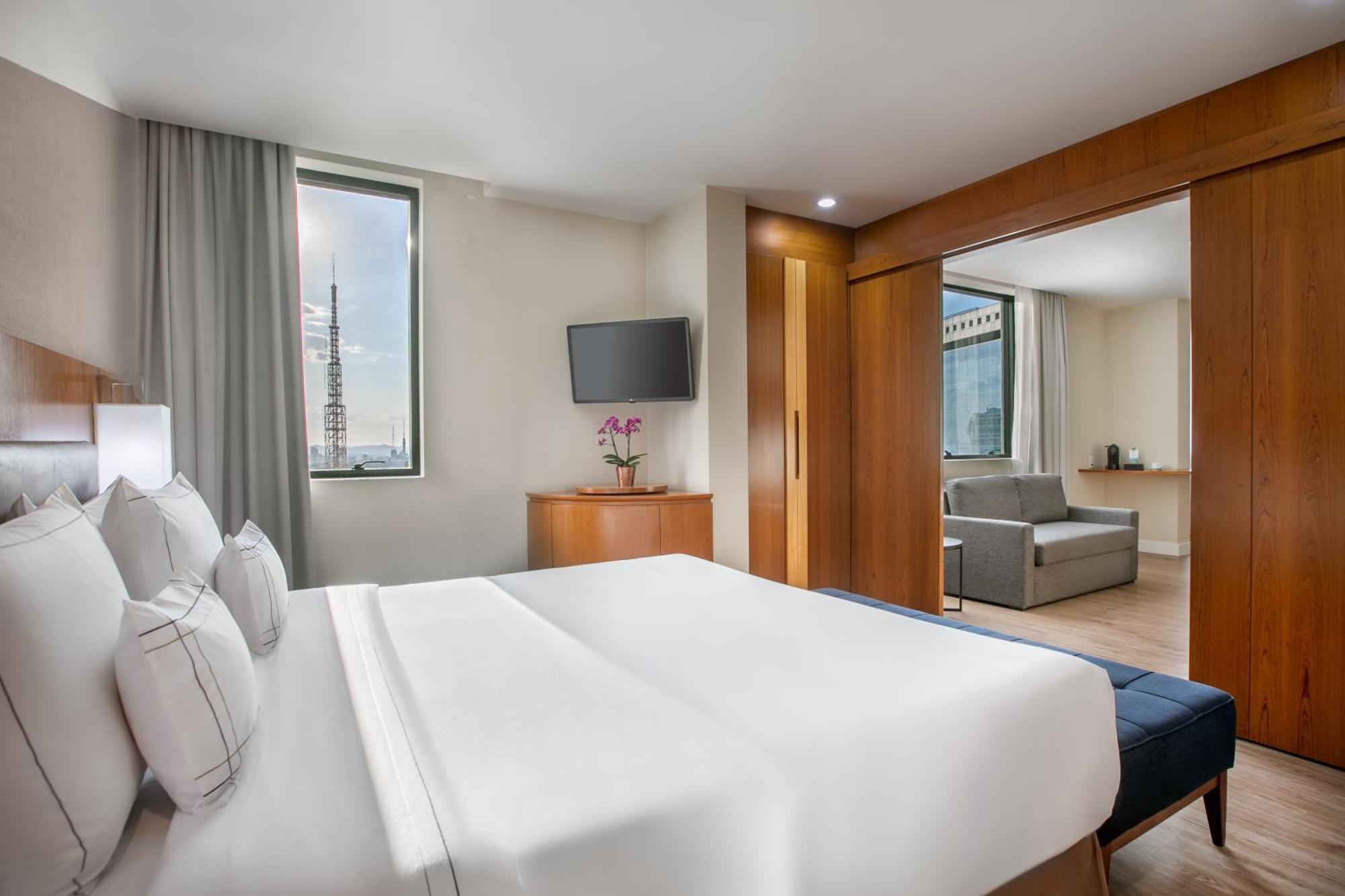 Melia Paulista Hotel 5*