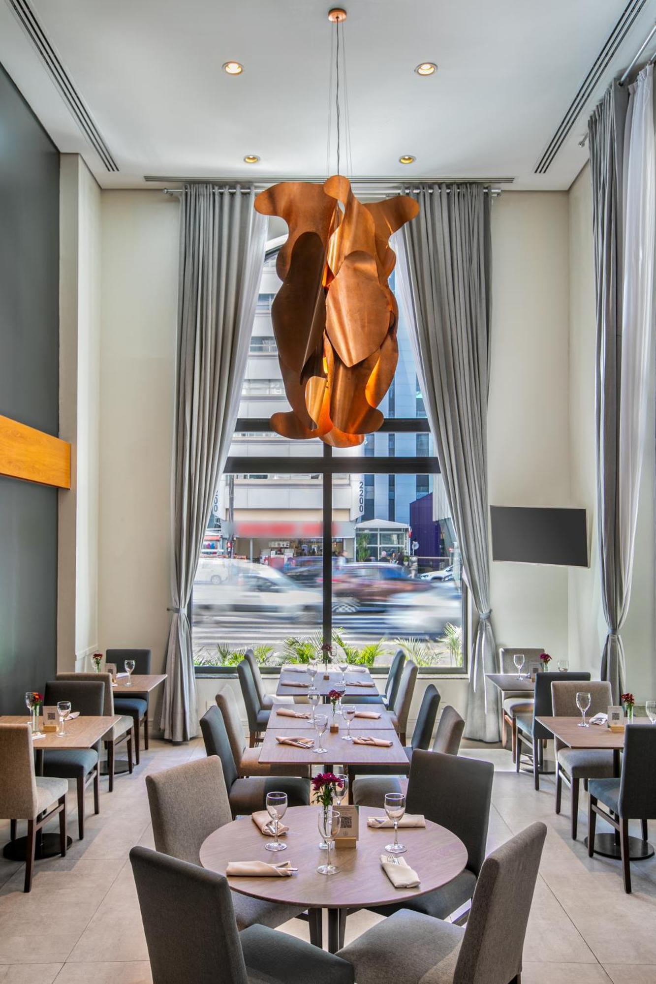 Melia Paulista Hotel 5*